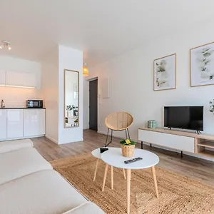 Appartement Europe/flandres Stations With Balcony! Rijsel